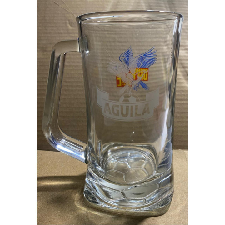 Jarro de cerveza Aguila "Brinda un pase gol" JV001 - Colombia reverso