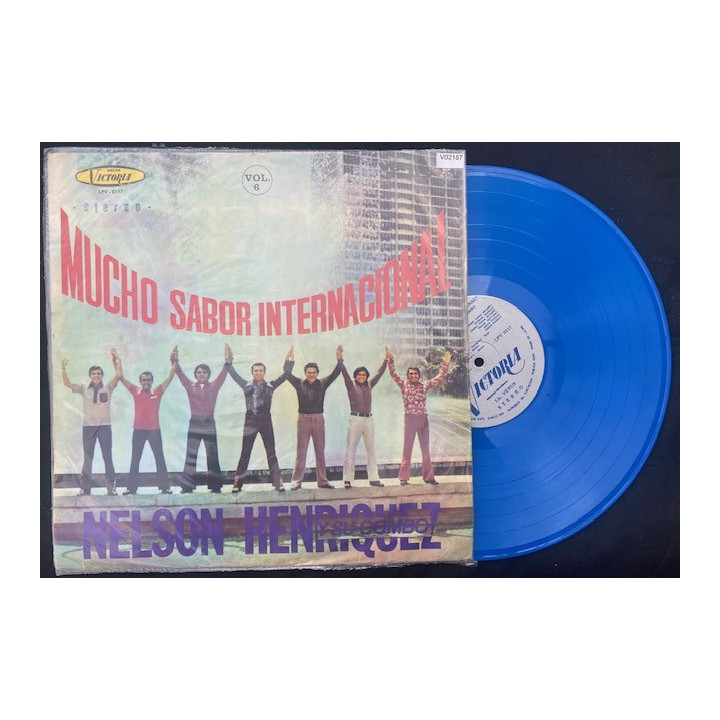 Nelson Henriquez Y Su Combo Mucho sabor internacional (vinilo azul) - Colombia 1973
